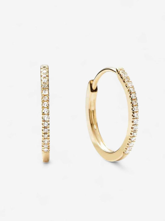 CELESTE PAVÉ | AROS MINIMALISTAS CON BRILLO