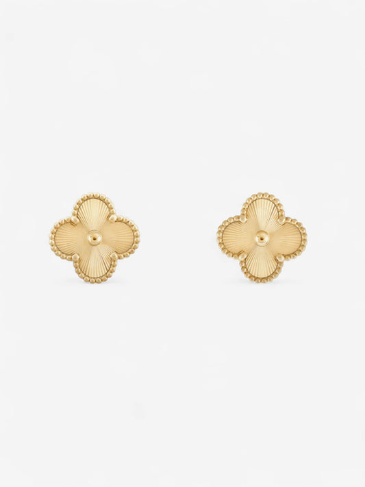 FLORA STUDS | PENDIENTES FLORALES CON BRILLO SUTIL
