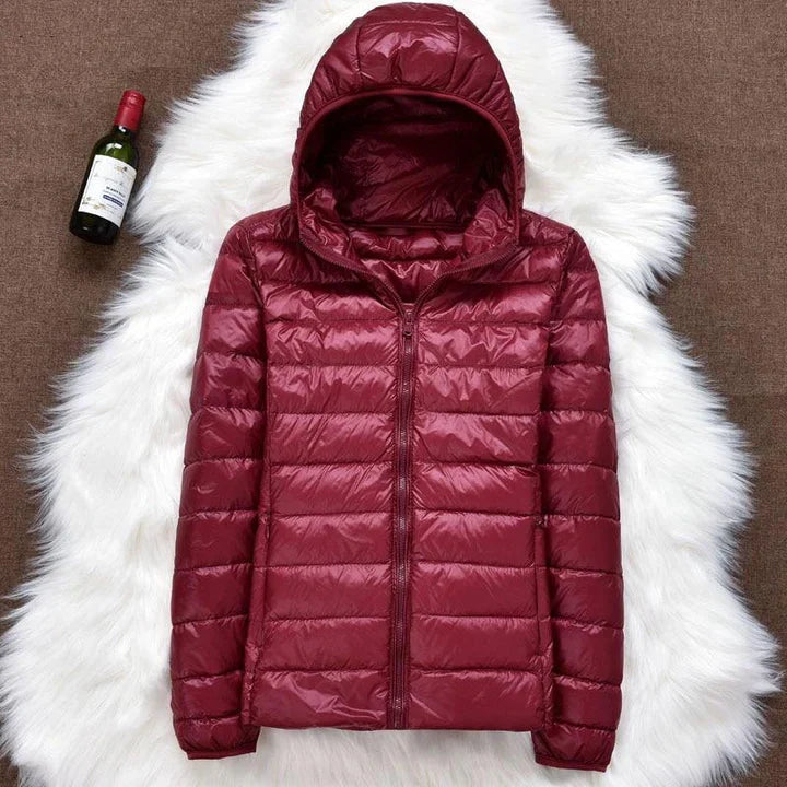 CHAQUETA ULTRA LIGERA CON CAPUCHA