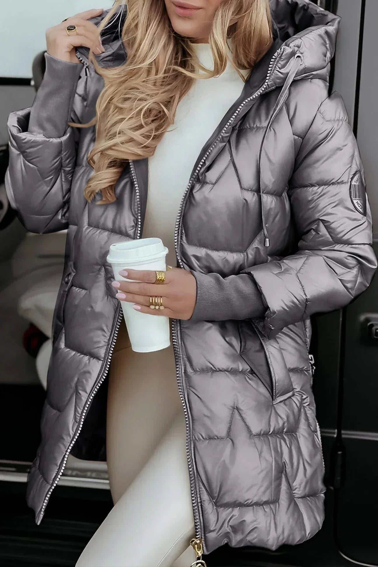 ABRIGO INVERNAL NAYA™ | ELEGANCIA ACOLCHADA CON CAPUCHA PROTECTORA