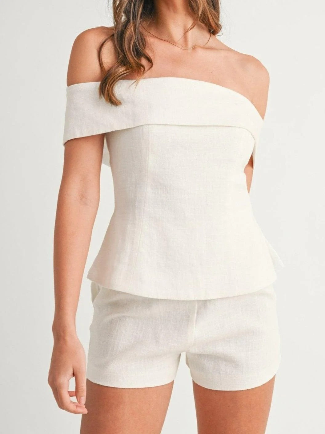 TRAJE DE DOS PIEZAS DE ALGODÓN Y LINO BLANCO SARA