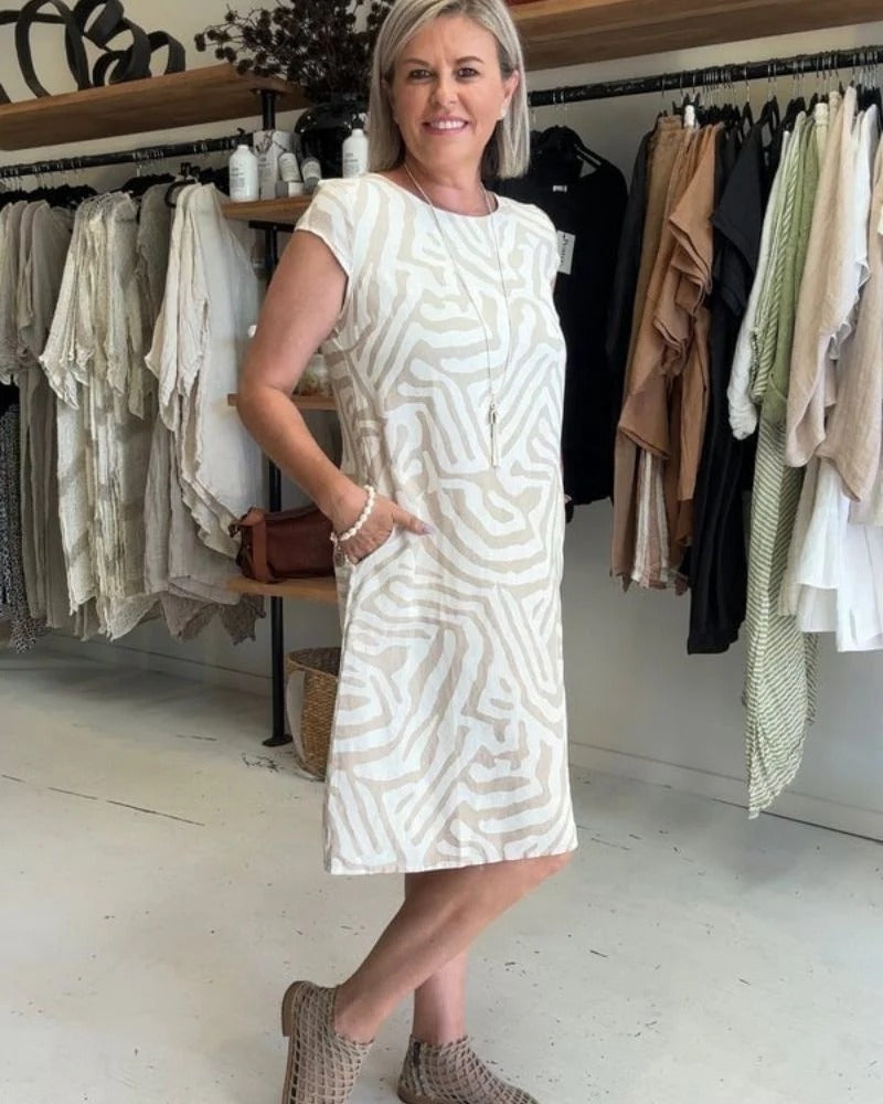 NELIA VESTIDO DE VERANO CON CUELLO REDONDO Y BONITO ESTAMPADO