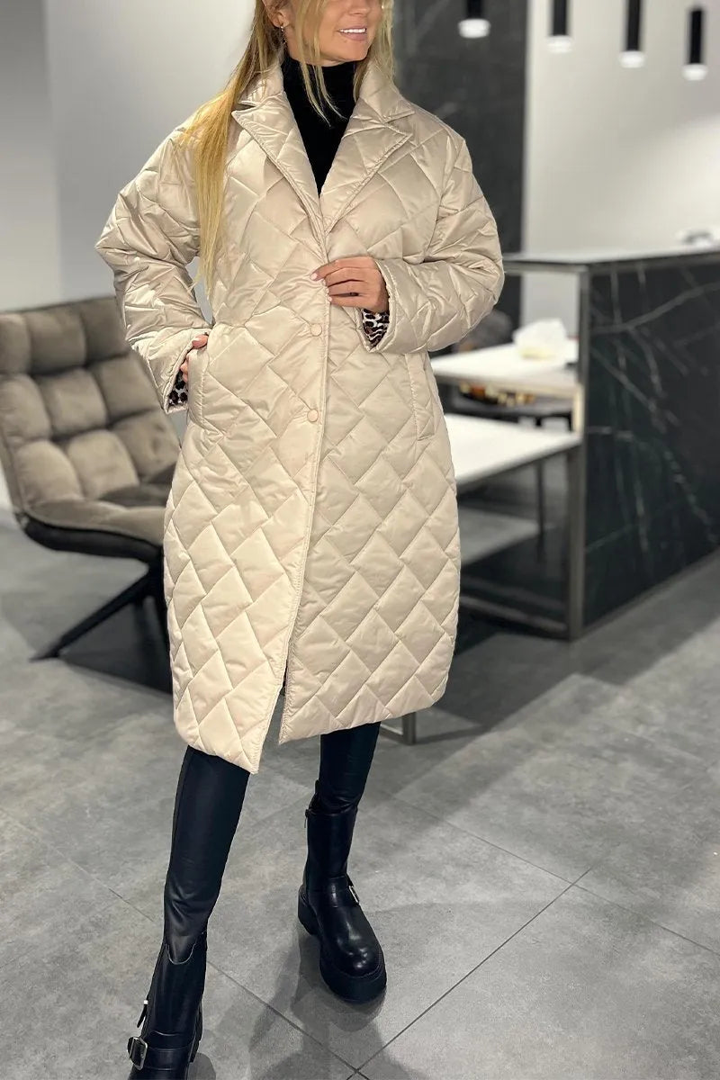 ALESSIA – ABRIGO REVERSIBLE CON FORRO DE LEOPARDO Y CORTE ENTALLADO