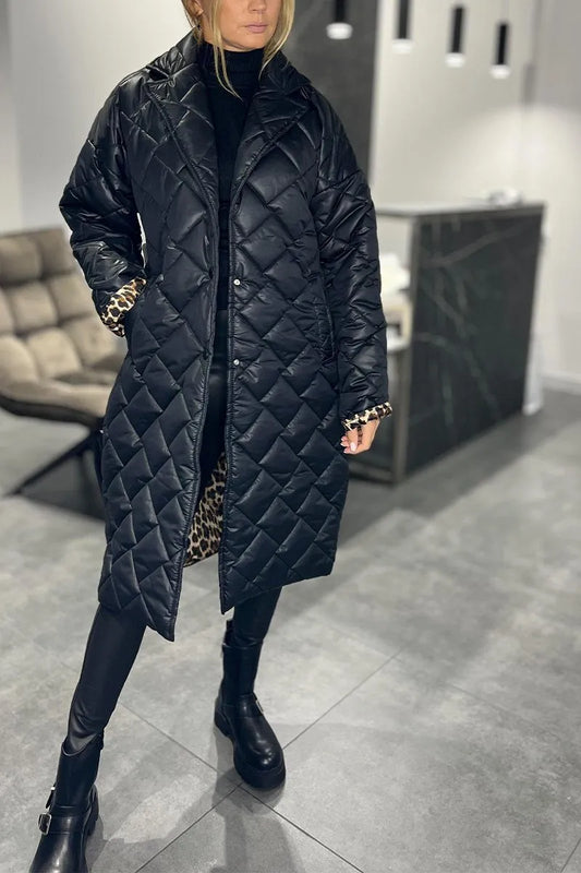 ALESSIA – ABRIGO REVERSIBLE CON FORRO DE LEOPARDO Y CORTE ENTALLADO