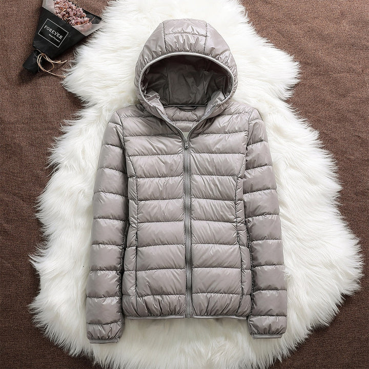 CHAQUETA ULTRA LIGERA CON CAPUCHA