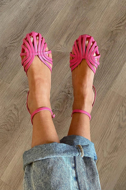 Sole™ | Sandalias doradas planas con diseño entrelazado