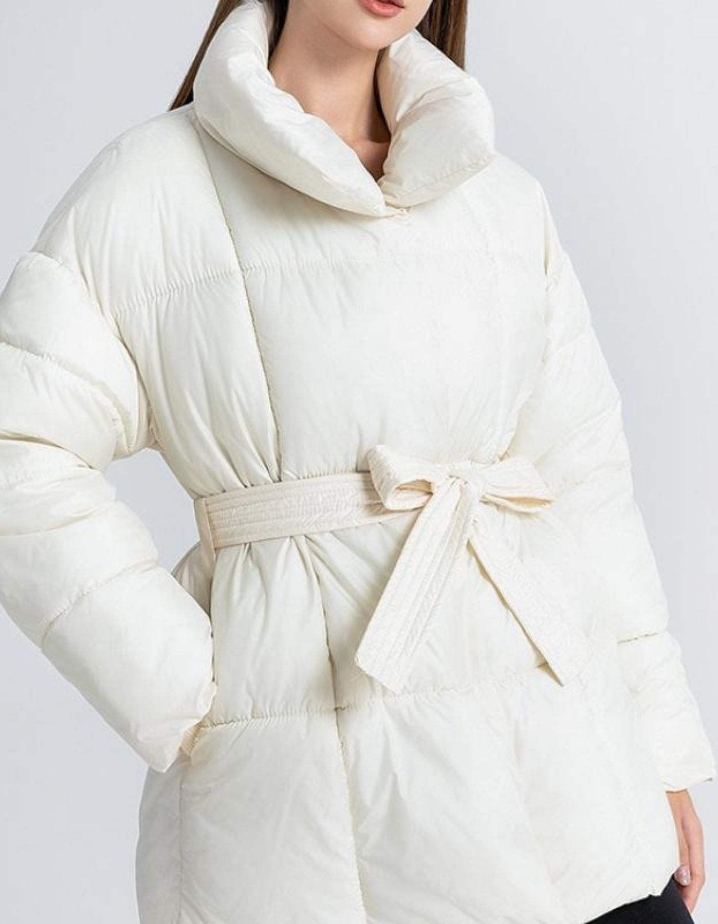 VALENTINA – CHAQUETA ACOLCHADA CON SILUETA ELEGANTE