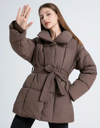 VALENTINA – CHAQUETA ACOLCHADA CON SILUETA ELEGANTE