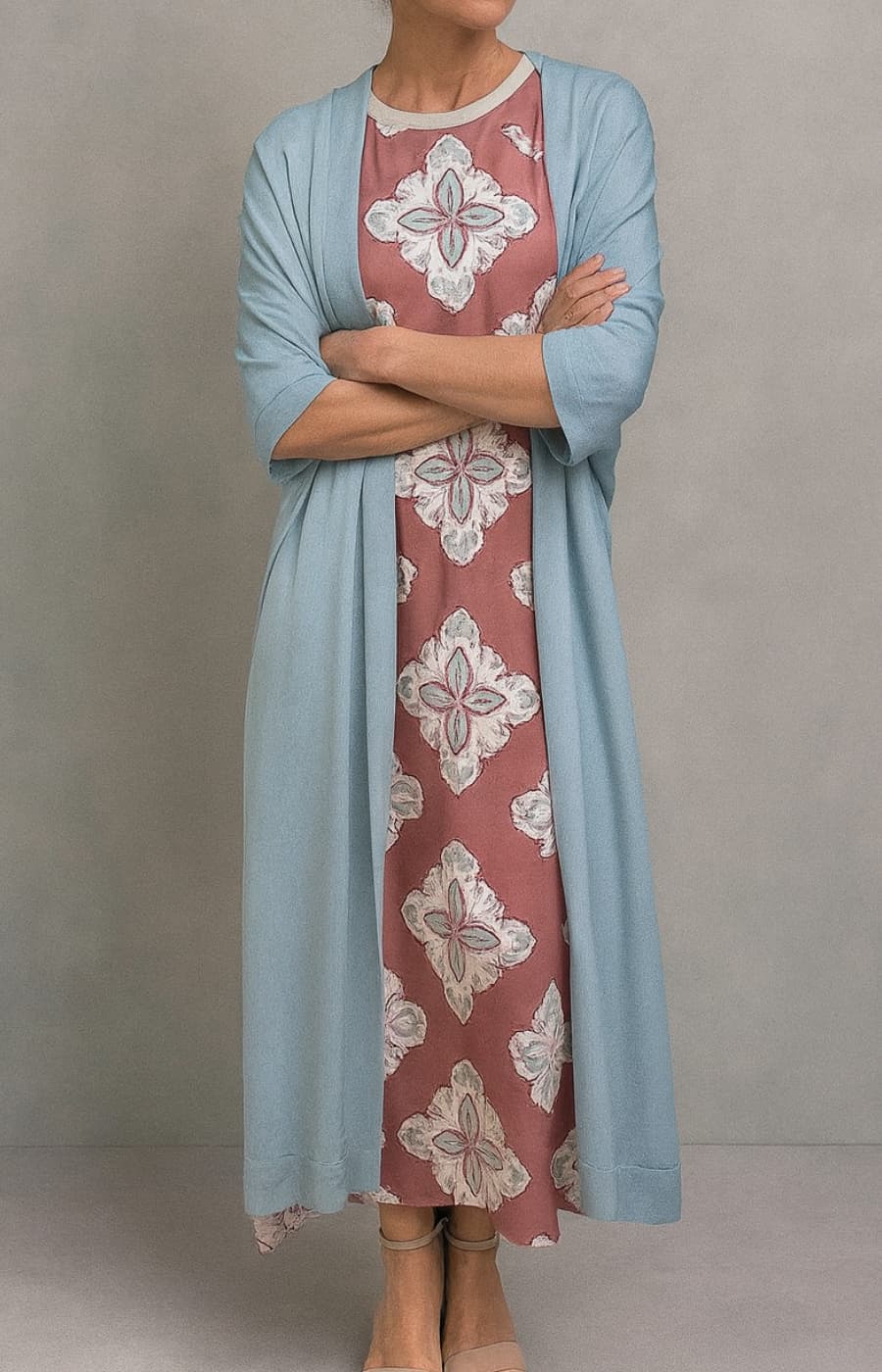 JOSEFINA | VESTIDO CON STOLA ELEGANTE Y FLUIDA