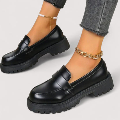 MOCASÍN VIENA – ELEGANTE Y VERSÁTIL DE MUJER