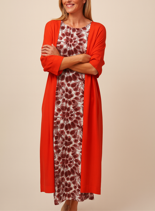 VESTIDO LISA – ELEGANCIA CON DETALLES EN ROJO Y ESTOLA A JUEGO