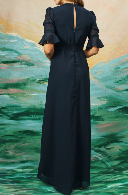 VESTIDO AZUL MARINO CON BORDADO FLORAL™ | ELEGANCIA Y COMODIDAD
