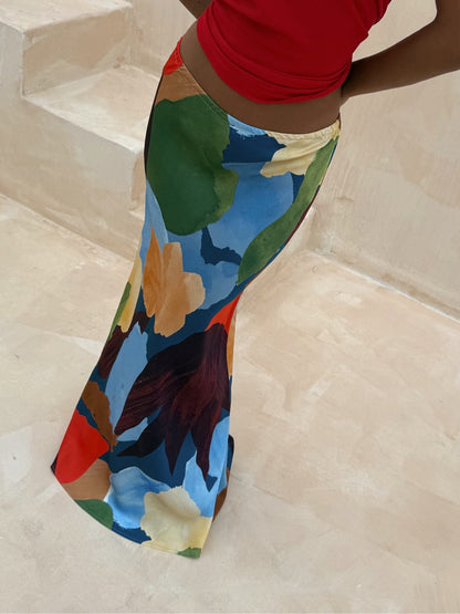 CONJUNTO DE PUNTO MARTINA™ | CÁRDIGAN ABSTRACTO Y FALDA A JUEGO