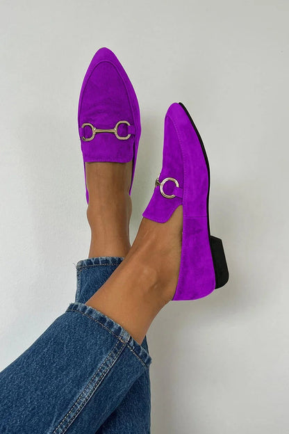 Verona™ | Mocasines verdes en gamuza sintética con hebilla metálica