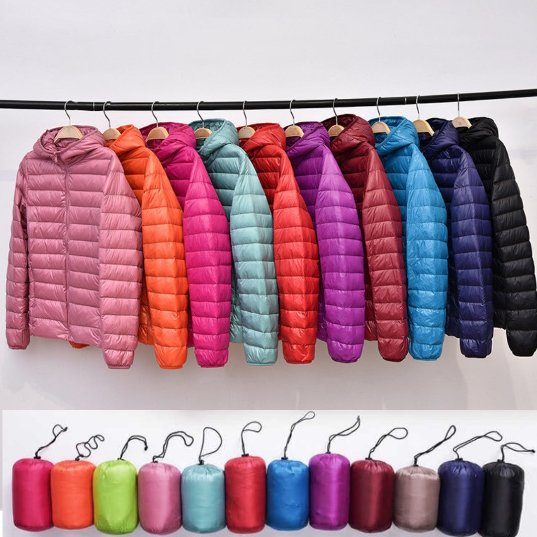 CHAQUETA ULTRA LIGERA CON CAPUCHA